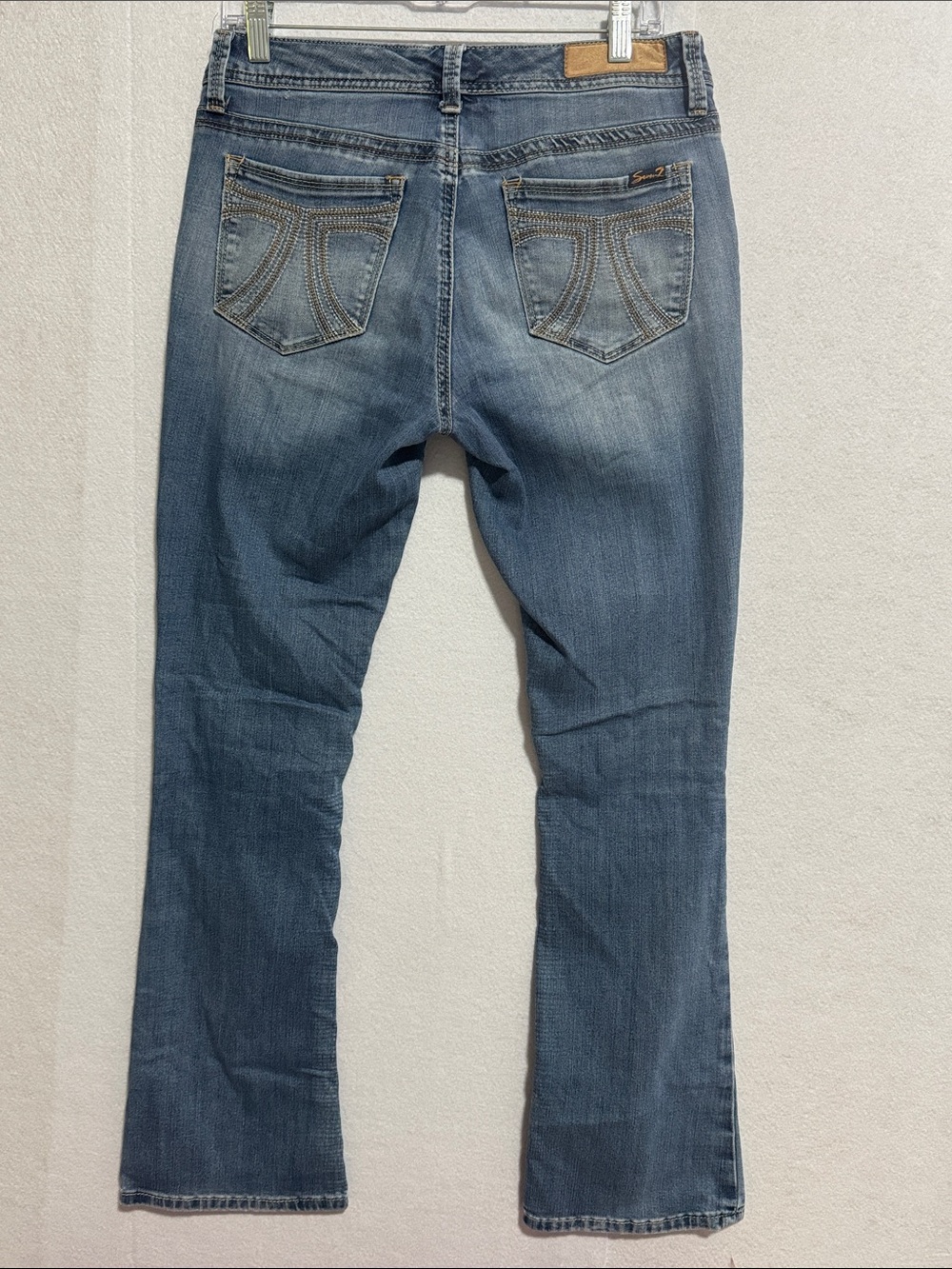 Seven7 Y2K Low Rise Women's Flare Jeans in Medium Blue Wash